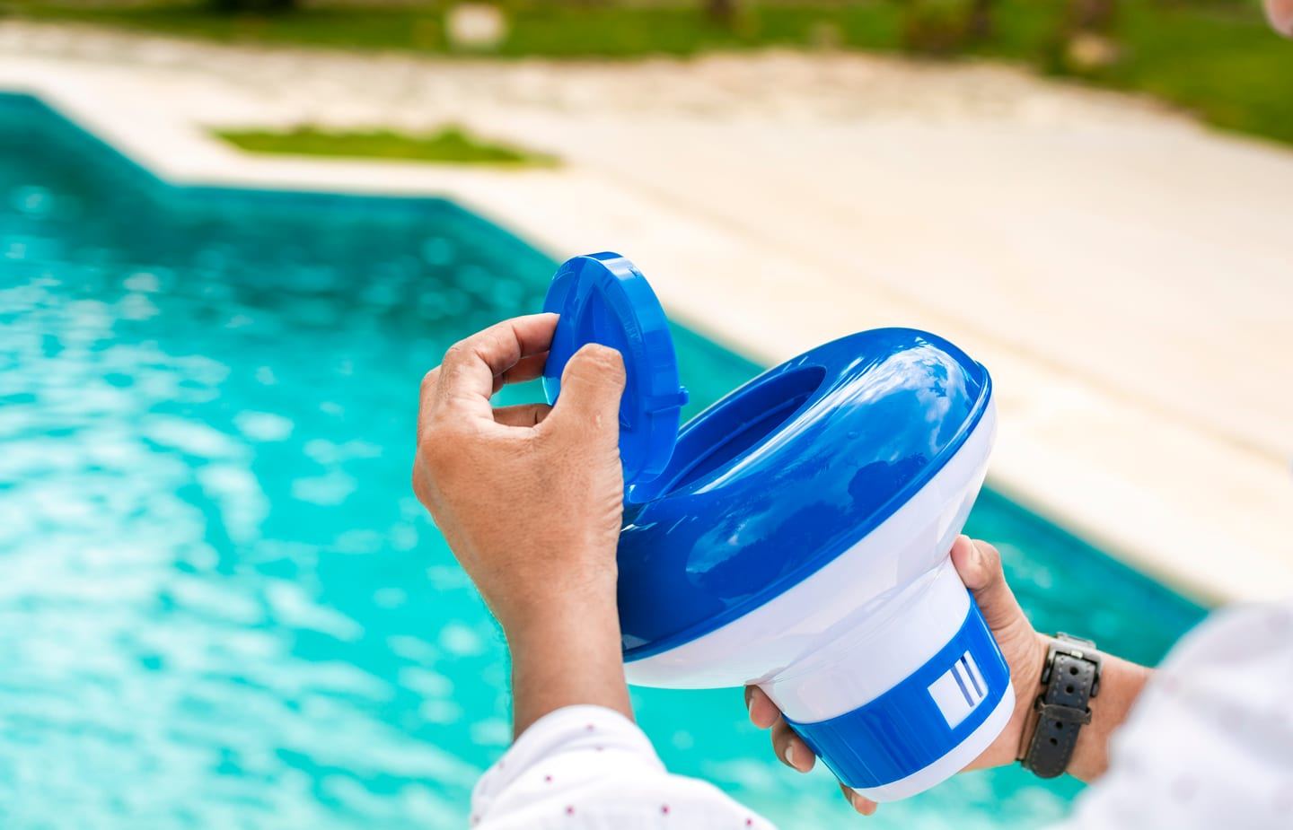 Salt Water Pool Service & Salt Cell Cleaning